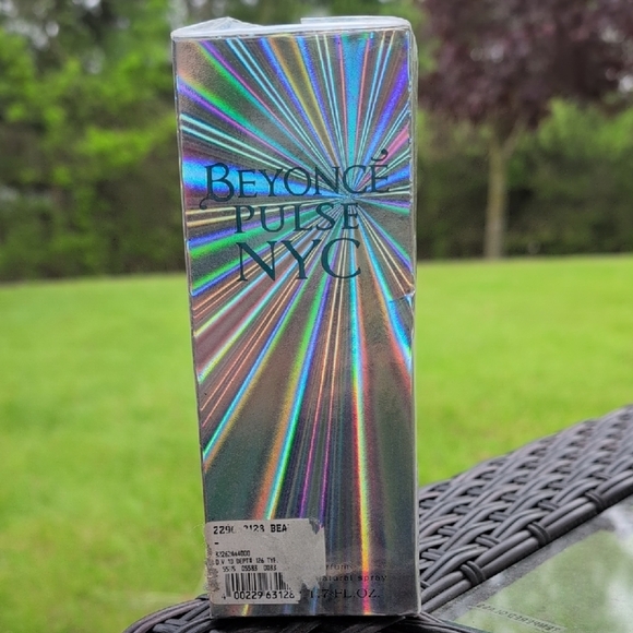Beyoncé Pulse NYC Perfume - Picture 2 of 4